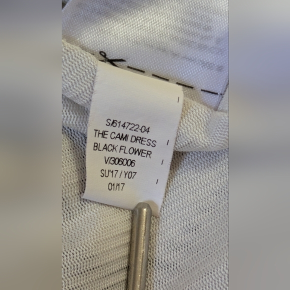 Old Navy Black and White Floral Dress. Size M - Picture 9 of 9